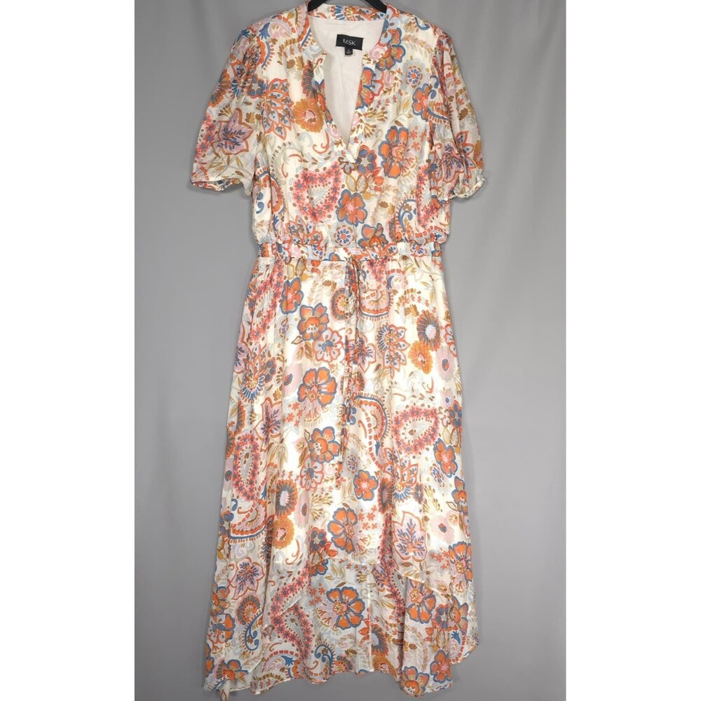 MSK Floral Dress MEDIUM Boho Midi Short Sleeve V-Neck Women's Sundress‎